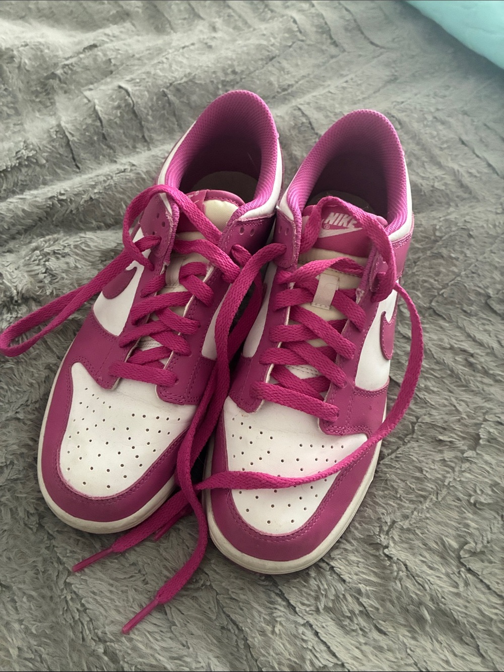 Nike sz 7 youth  Low-Top Sneakers — Fuchsia and White